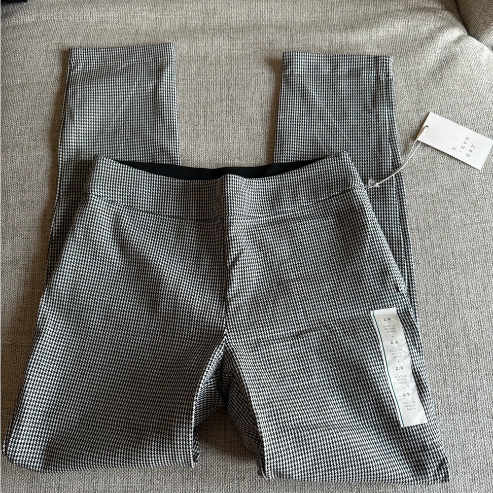 A new day Pull on skinny ankle pants